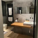 Charles Apartman