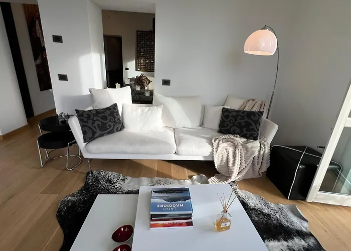 Apartament Charles *